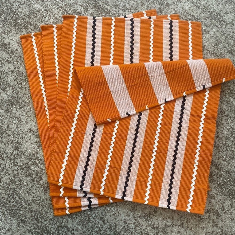 Pier 1 Vibrant Table Placemats (4)